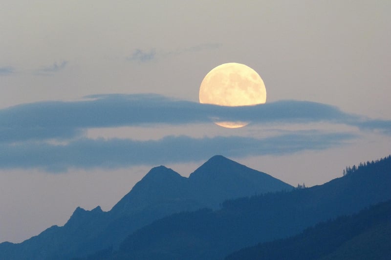 Full Moon Unions